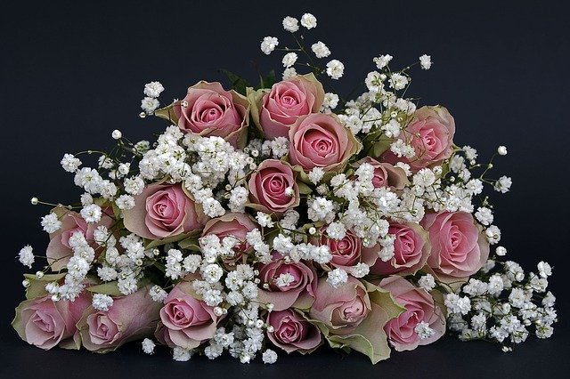 Emera Port Royale: Flowers Are Always a Perfect Gift on Valentine’s Day!